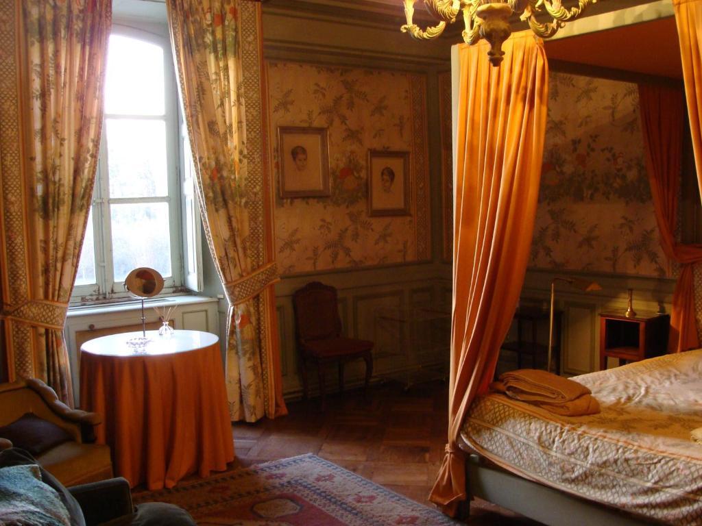 Le Chateau D'Ailly Parigny  Ruang foto